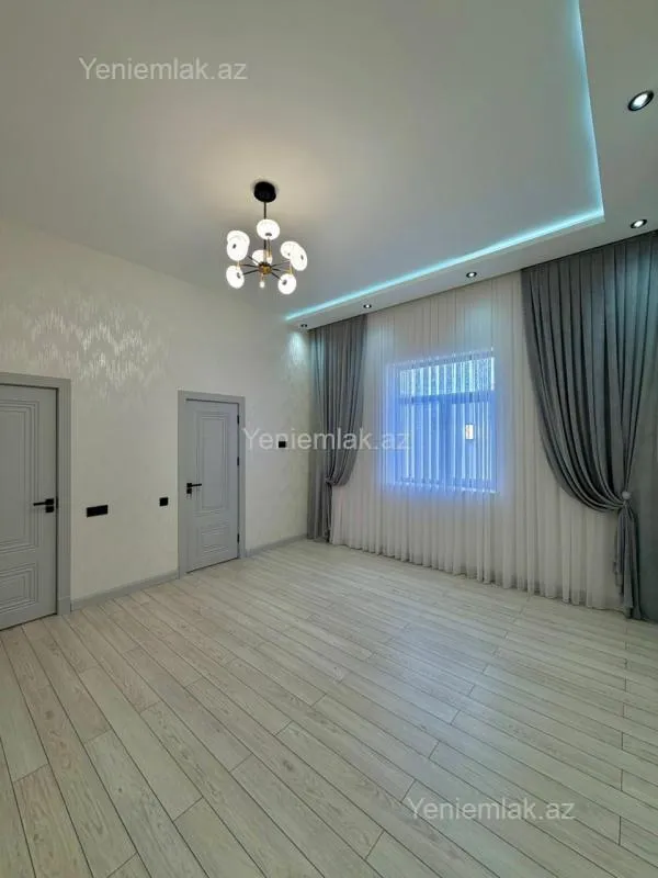 Satılır 4 otaqlı həyət evi 180 m²