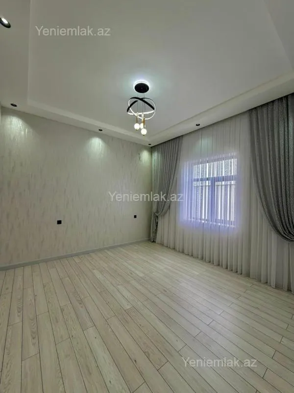 Satılır 4 otaqlı həyət evi 180 m²