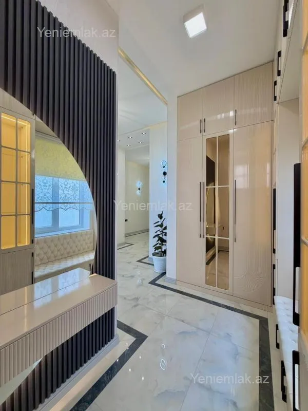 Satılır 4 otaqlı həyət evi 170 m²