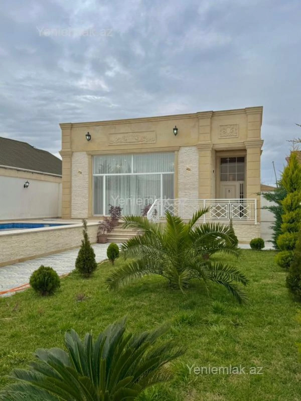 Satılır 4 otaqlı həyət evi 170 m²
