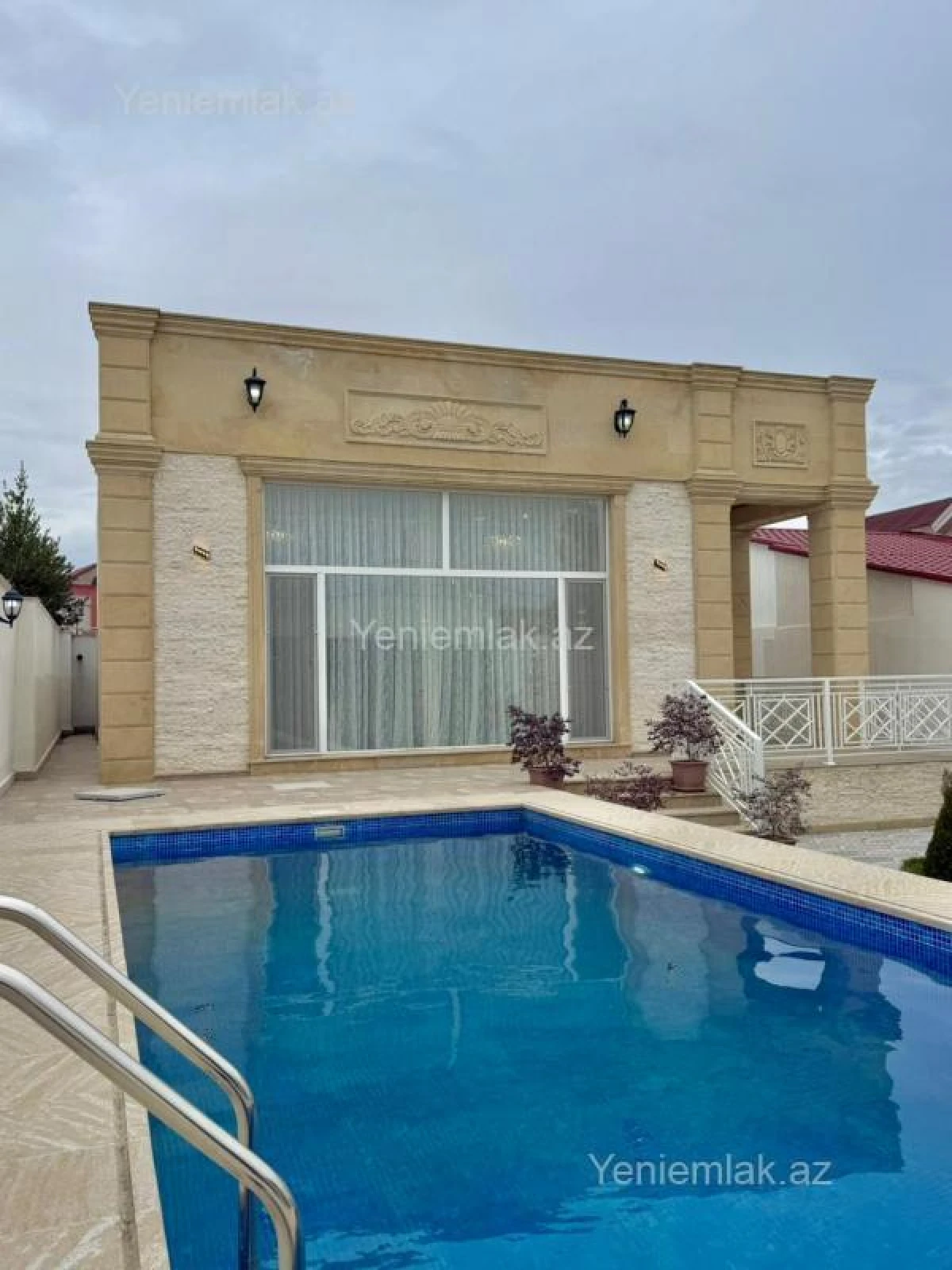 Satılır 4 otaqlı həyət evi 170 m²