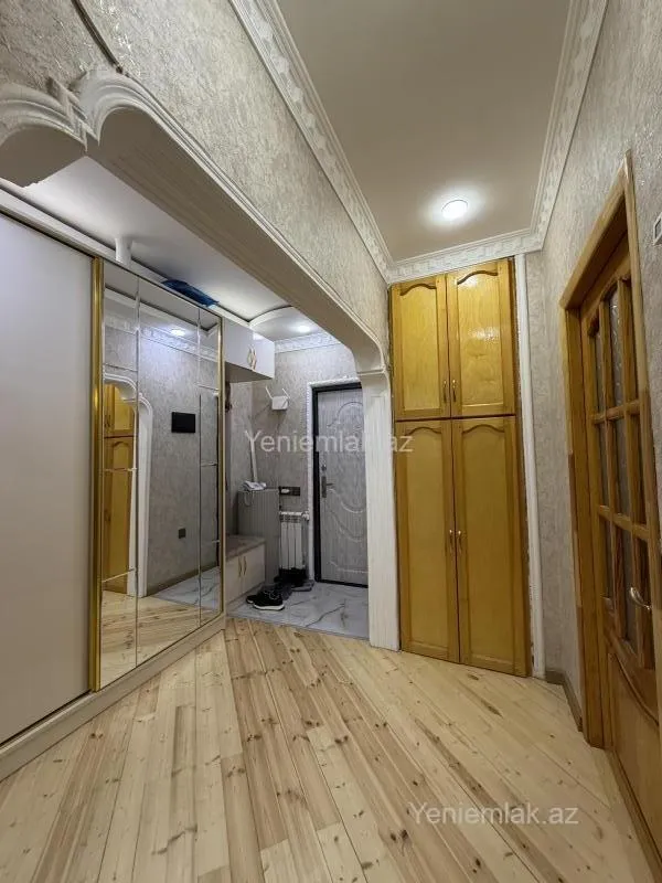 Satılır 3 otaqlı köhnə tikili 60 m²