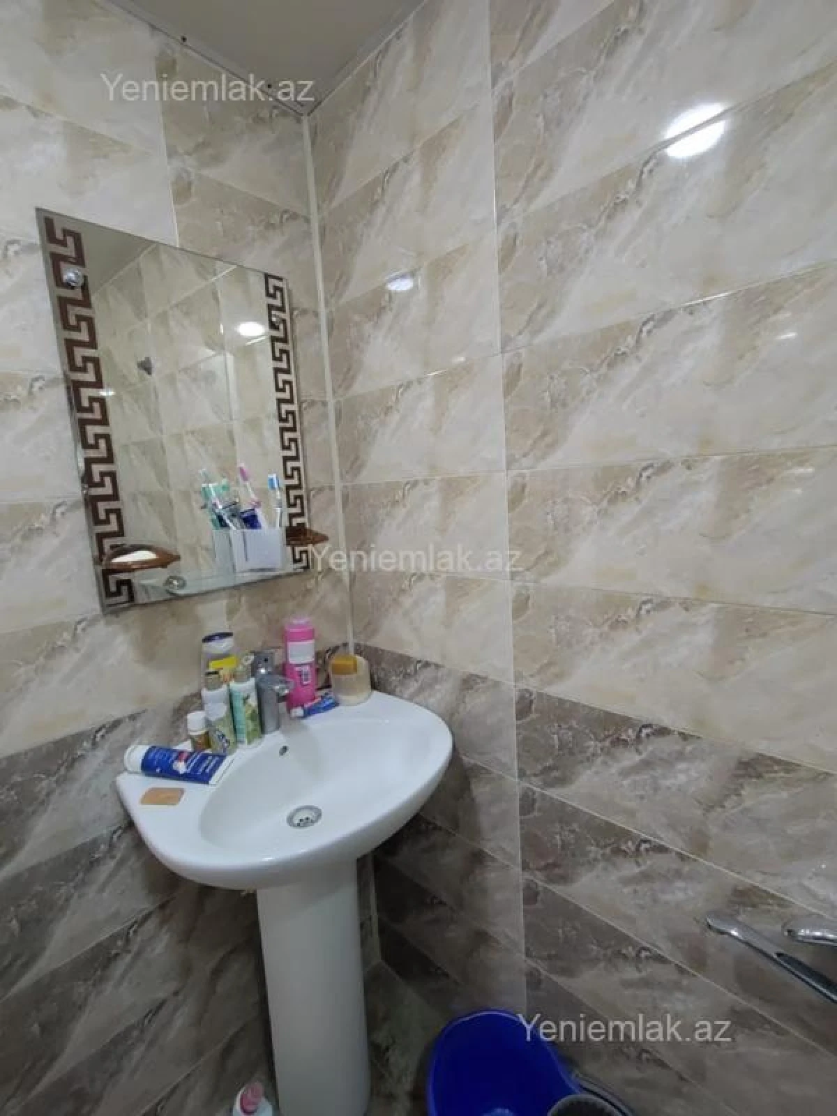 Satılır 1 otaqlı köhnə tikili 40 m²