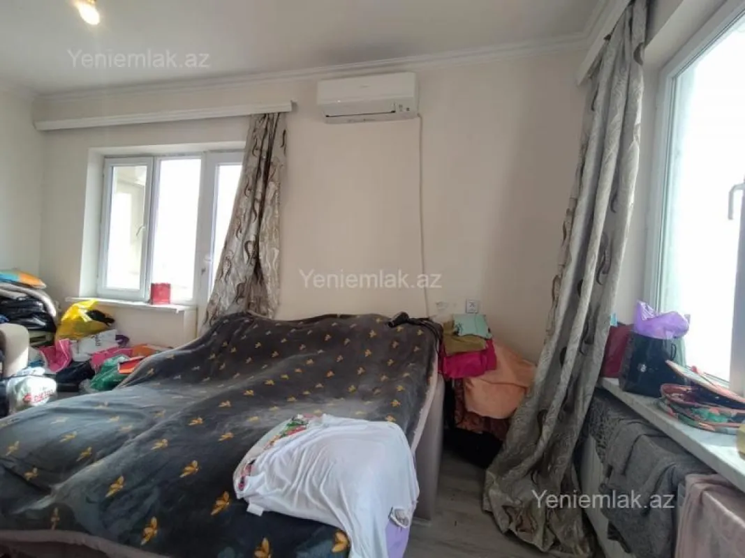Satılır 1 otaqlı köhnə tikili 40 m²