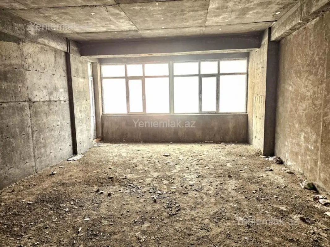 Satılır 3 otaqlı yeni tikili 135.5 m²