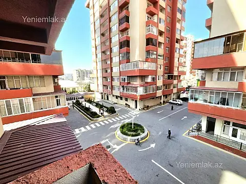 Satılır 3 otaqlı yeni tikili 135.5 m²