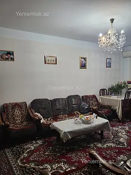 Satılır 4 otaqlı köhnə tikili 100 m²