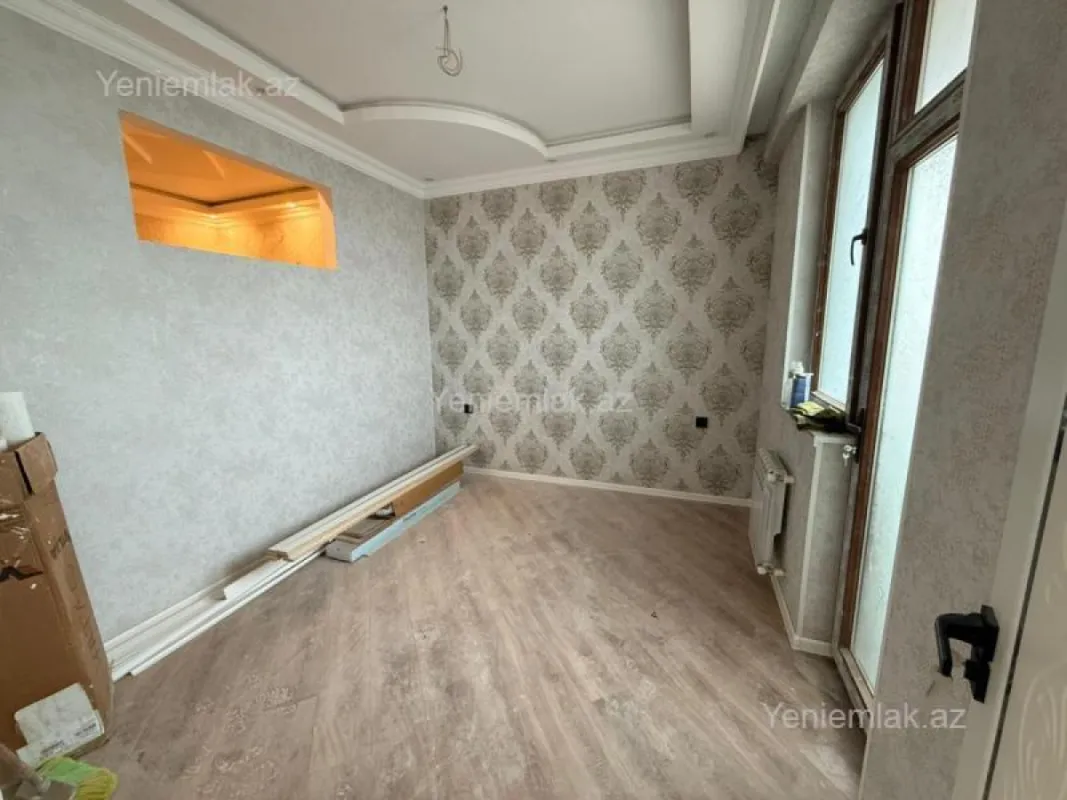 Satılır 3 otaqlı yeni tikili 80 m²