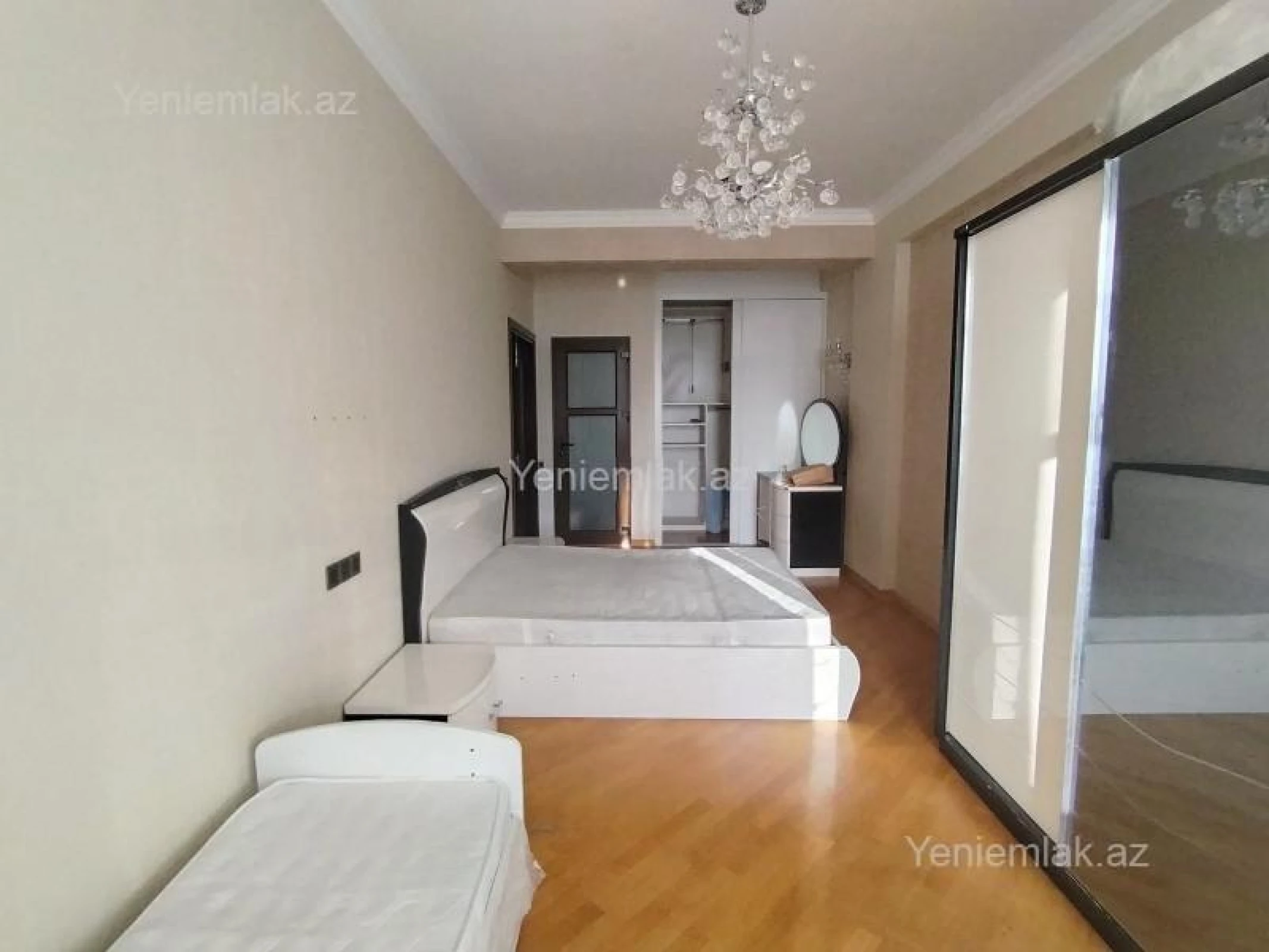 Satılır 2 otaqlı yeni tikili 95 m²