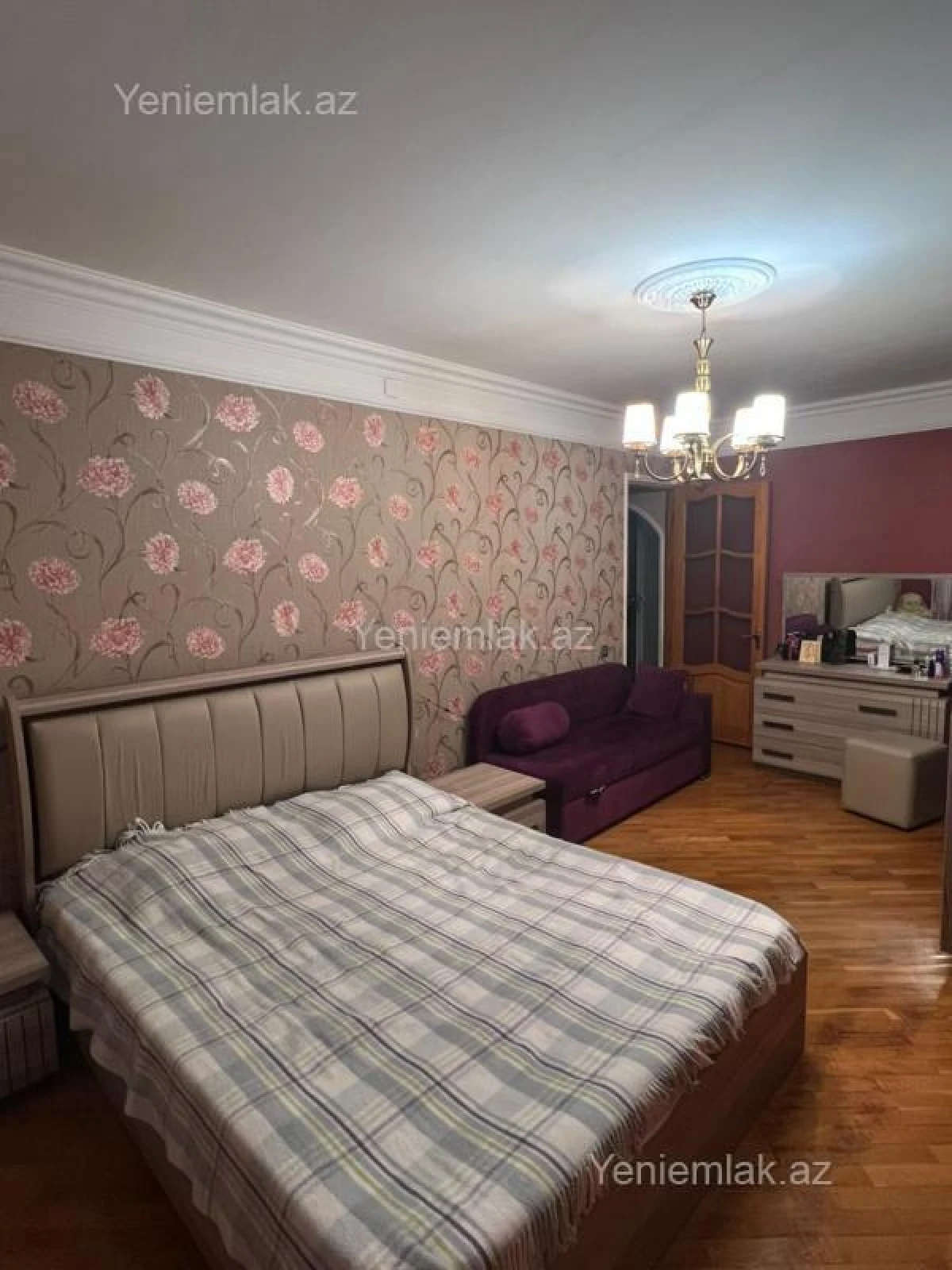 Satılır 3 otaqlı köhnə tikili 80 m²