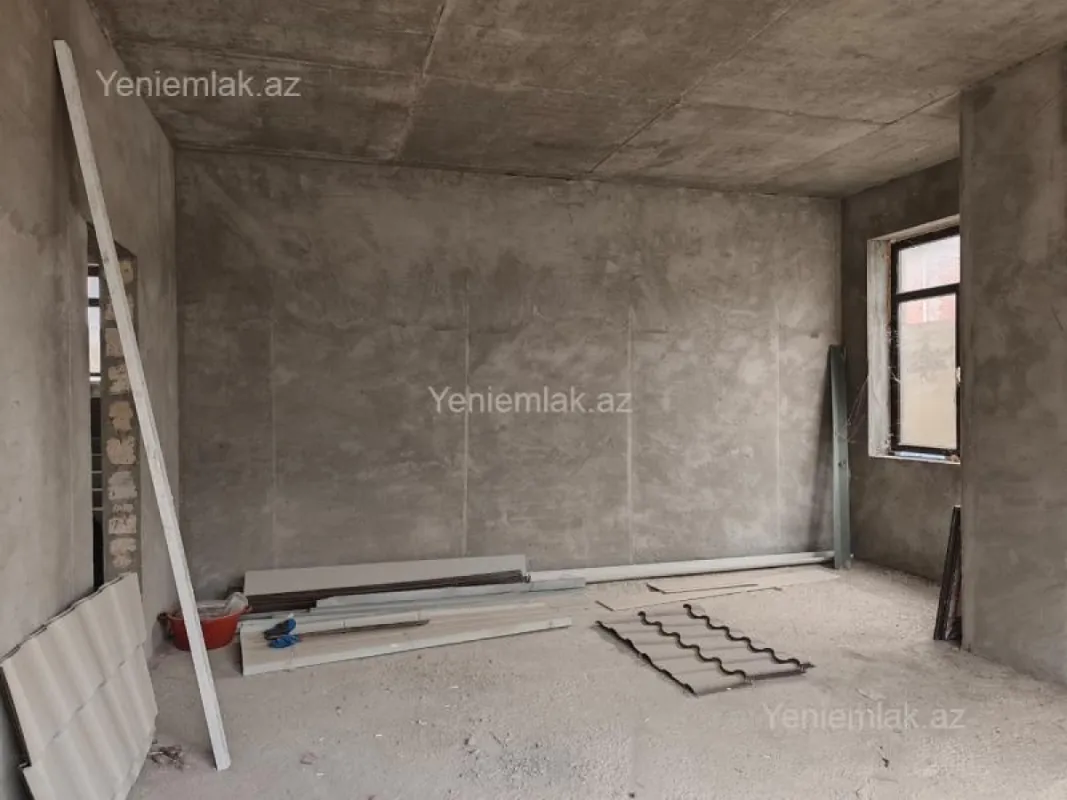 Satılır 9 otaqlı həyət evi 450 m²