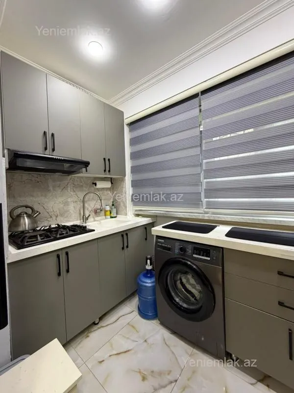 Satılır 3 otaqlı köhnə tikili 65 m²