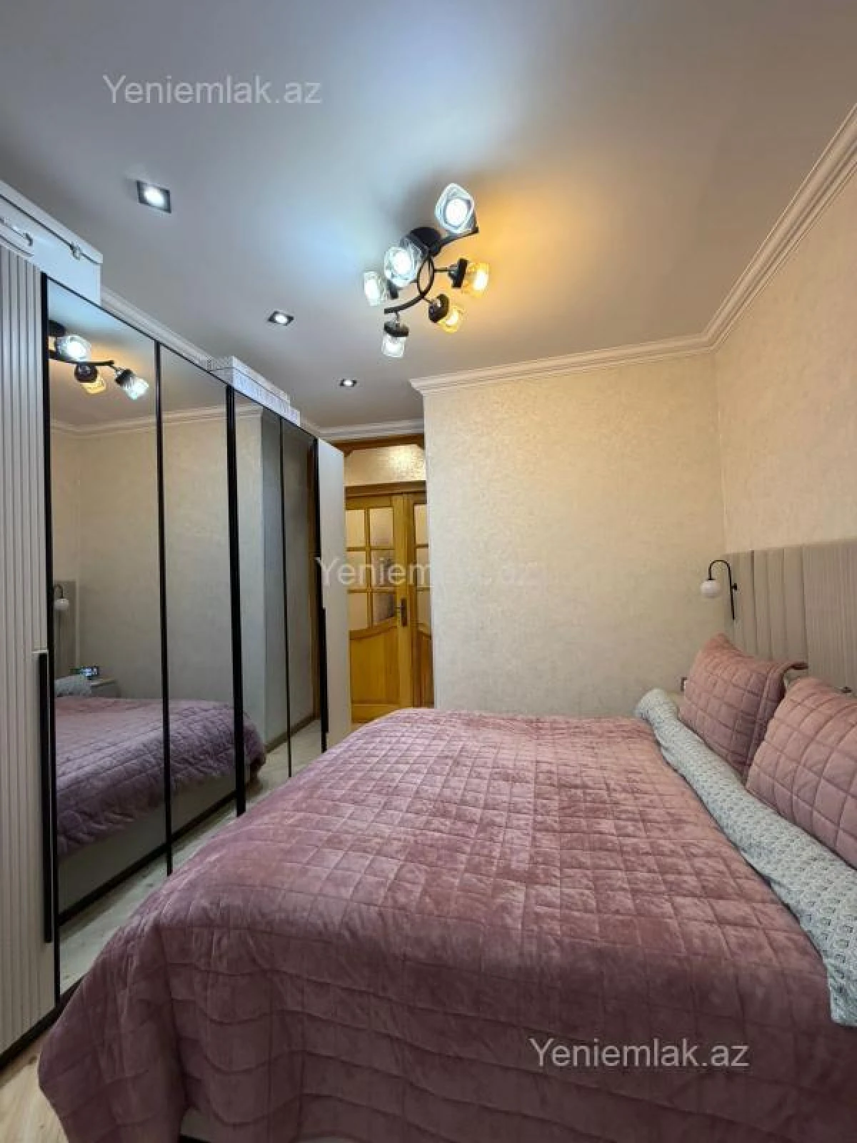 Satılır 3 otaqlı köhnə tikili 65 m²