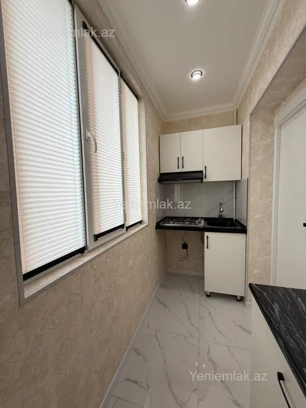 Satılır 3 otaqlı köhnə tikili 70 m²