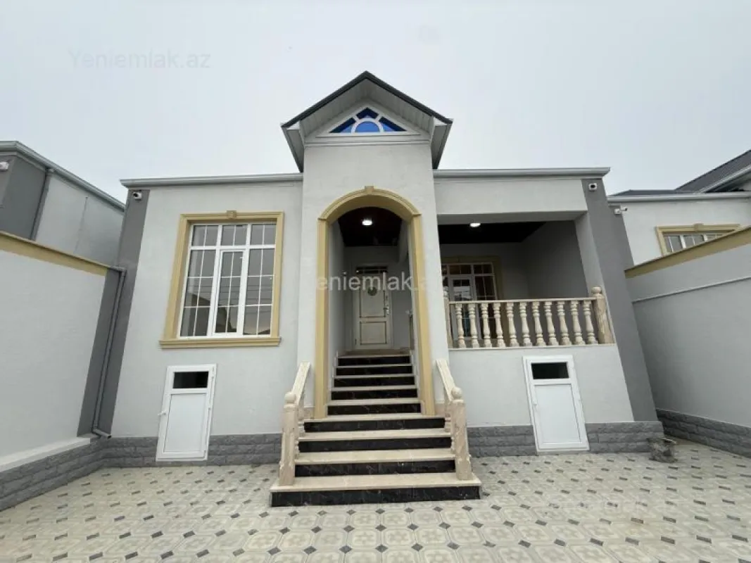Satılır 3 otaqlı həyət evi 100 m²