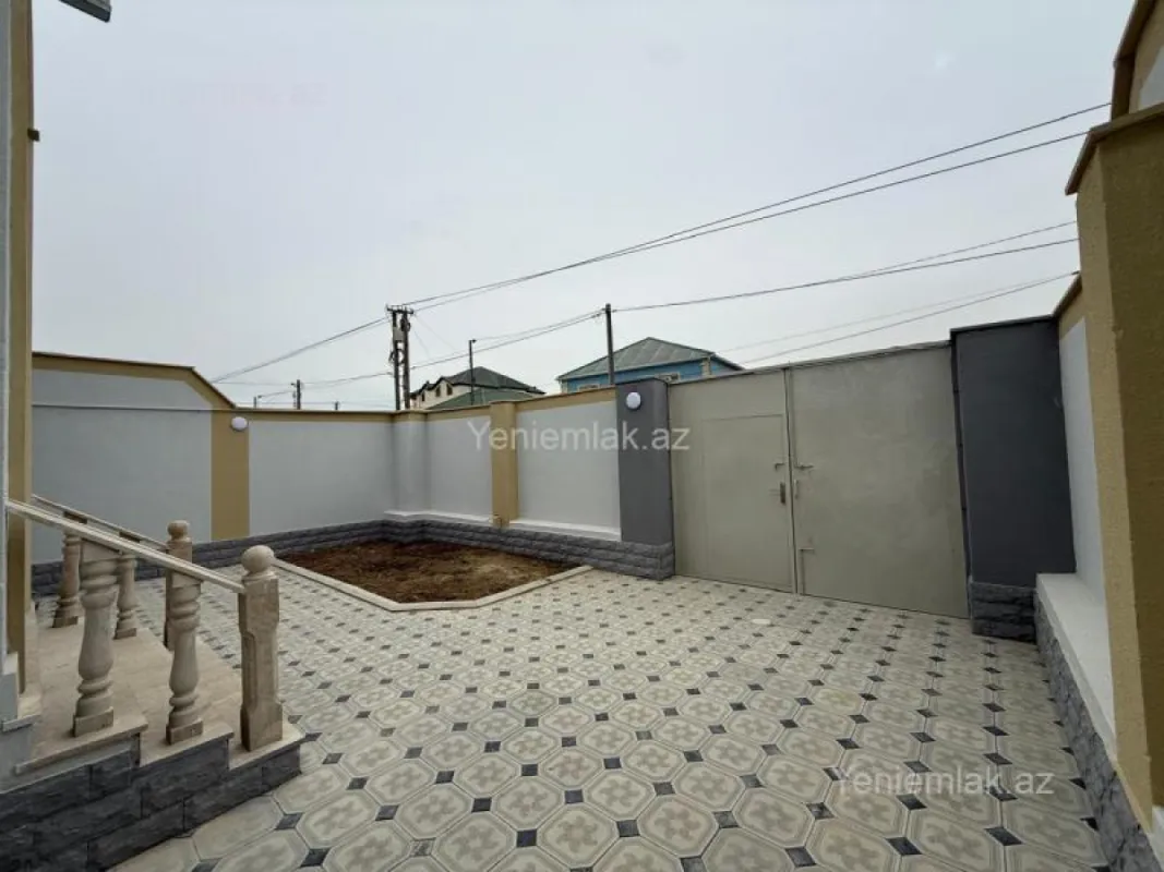 Satılır 3 otaqlı həyət evi 100 m²