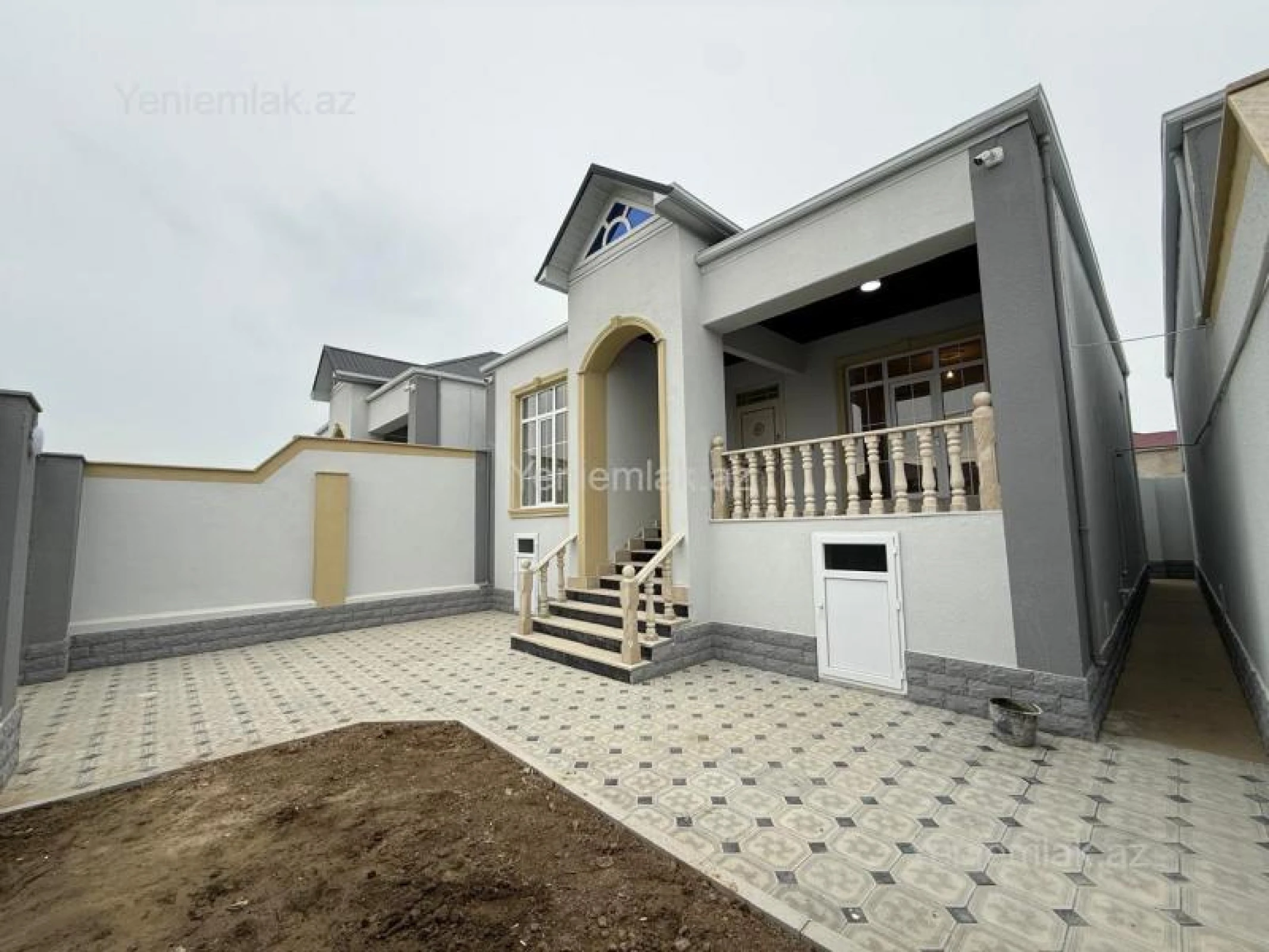 Satılır 3 otaqlı həyət evi 100 m²