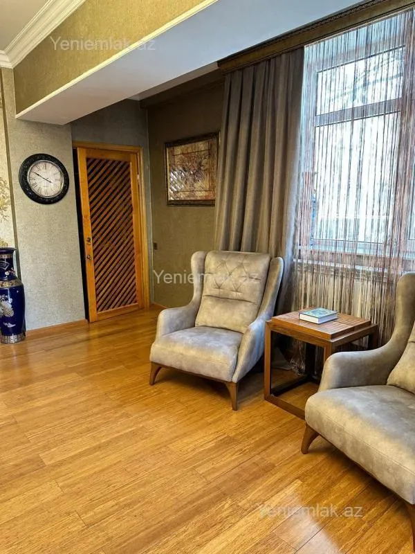 Satılır 3 otaqlı yeni tikili 90 m²