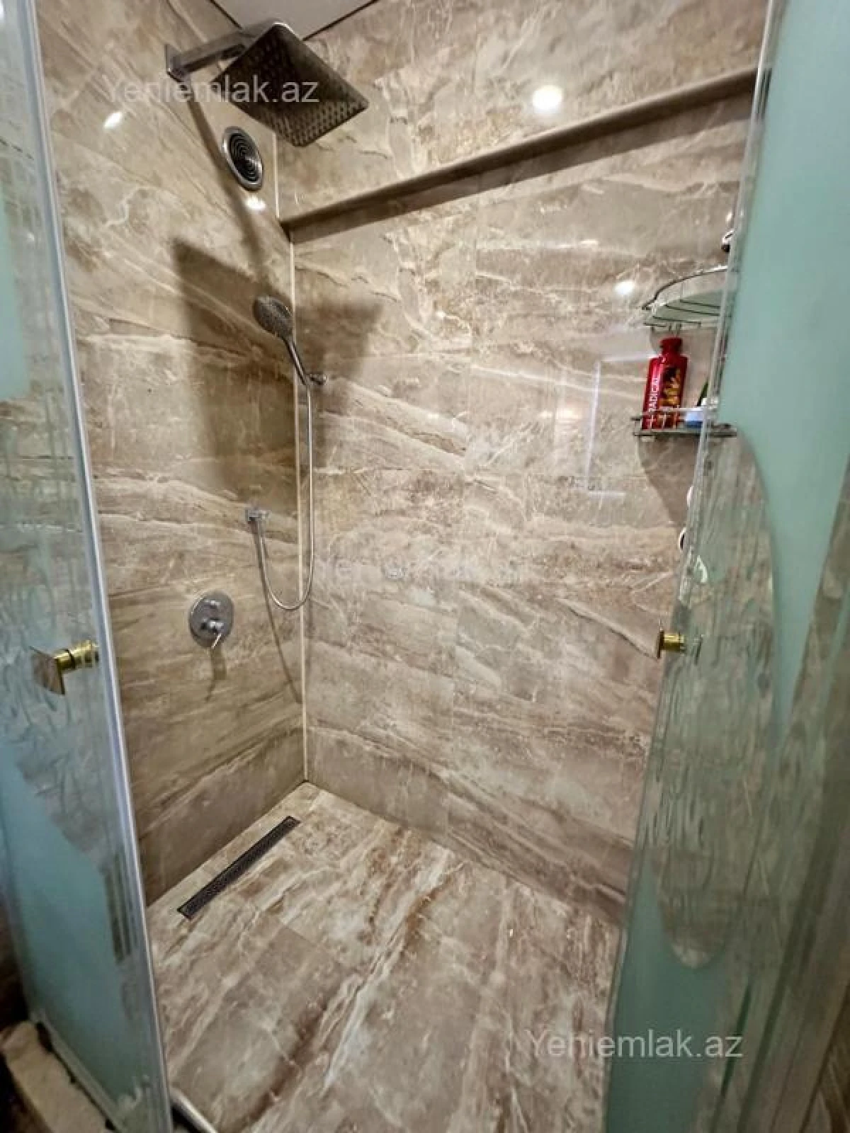 Satılır 3 otaqlı yeni tikili 90 m²