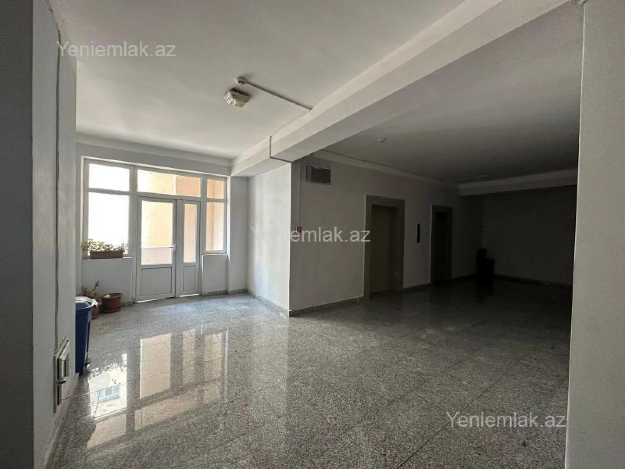 Satılır 3 otaqlı yeni tikili 152 m²