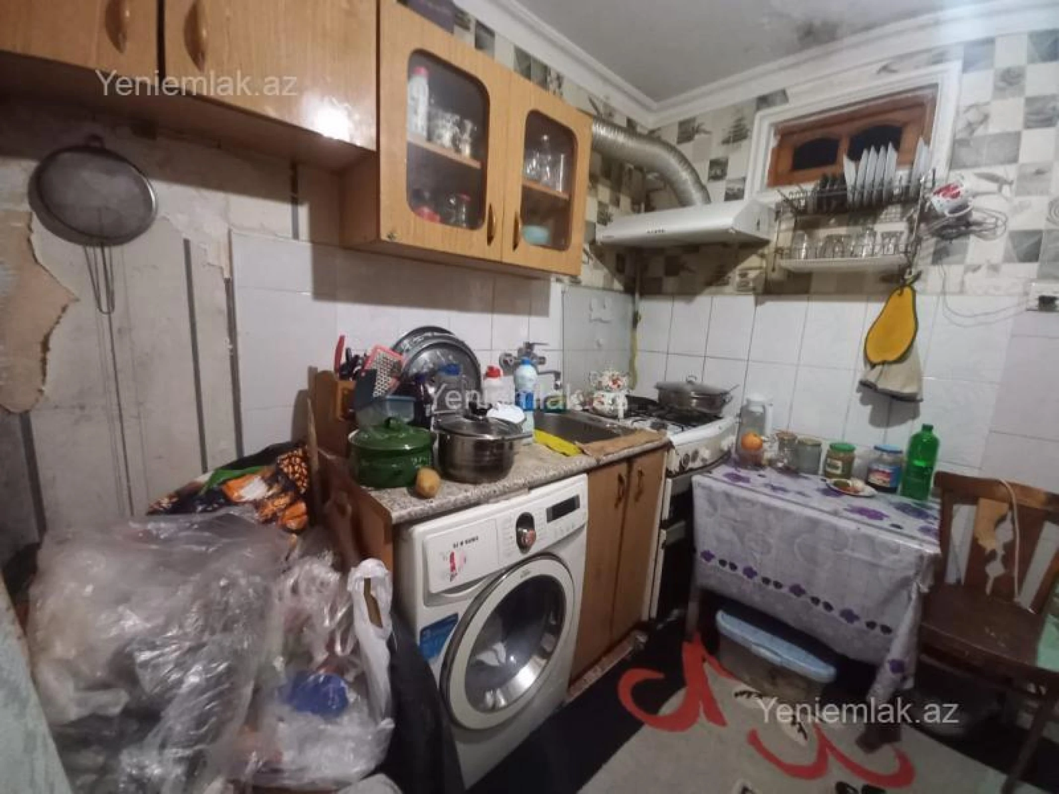 Satılır 1 otaqlı köhnə tikili 32 m²