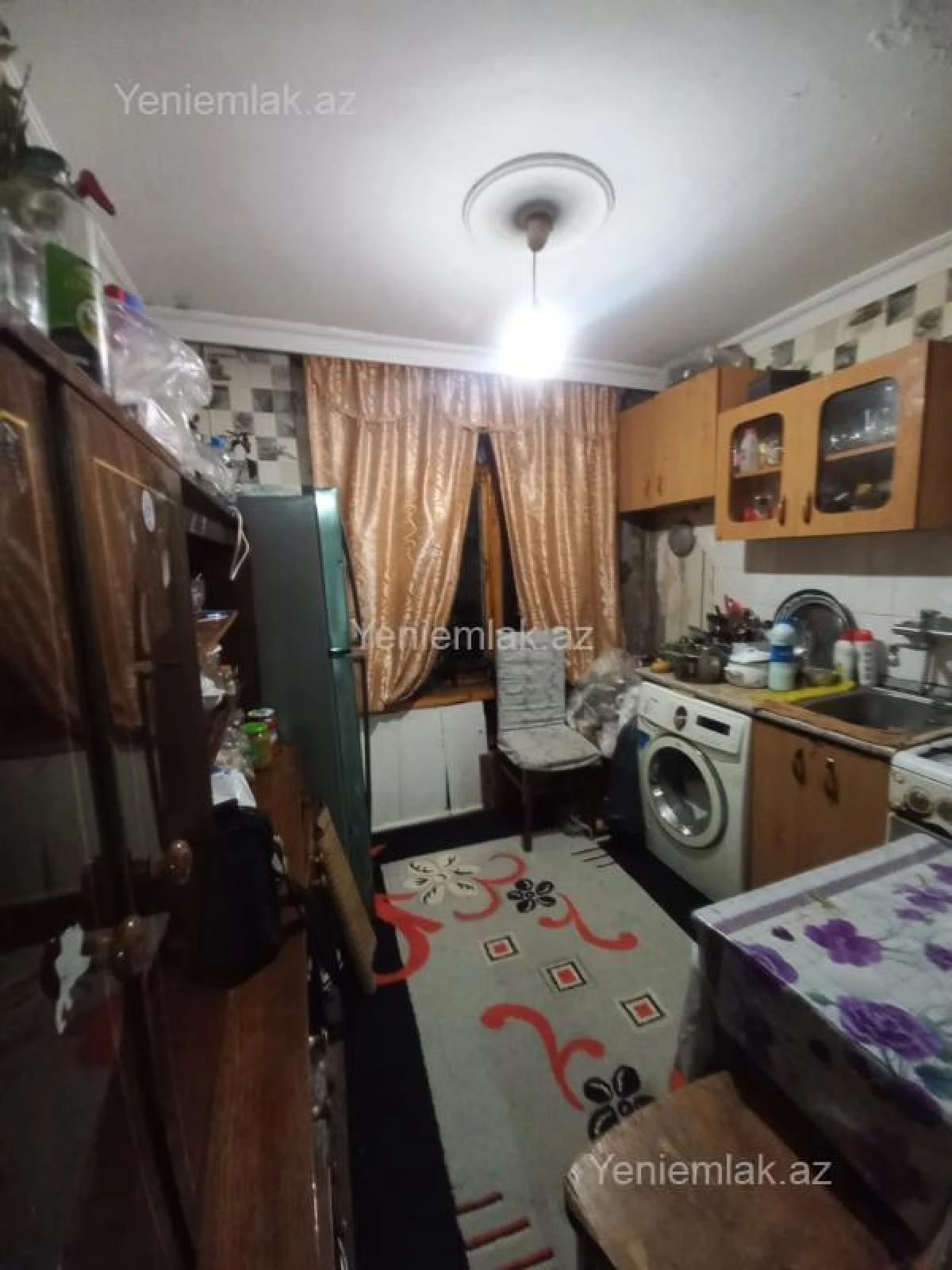 Satılır 1 otaqlı köhnə tikili 32 m²
