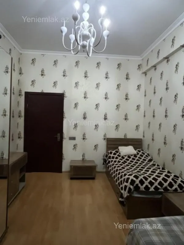 Satılır 2 otaqlı yeni tikili 65 m²