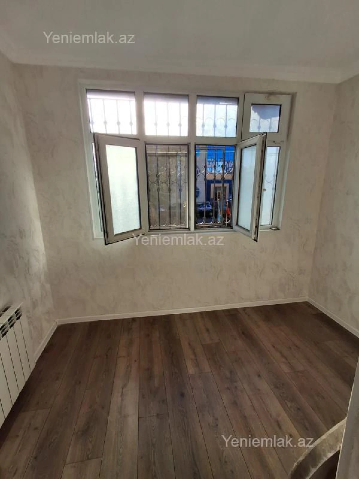 Satılır 2 otaqlı köhnə tikili 60 m²