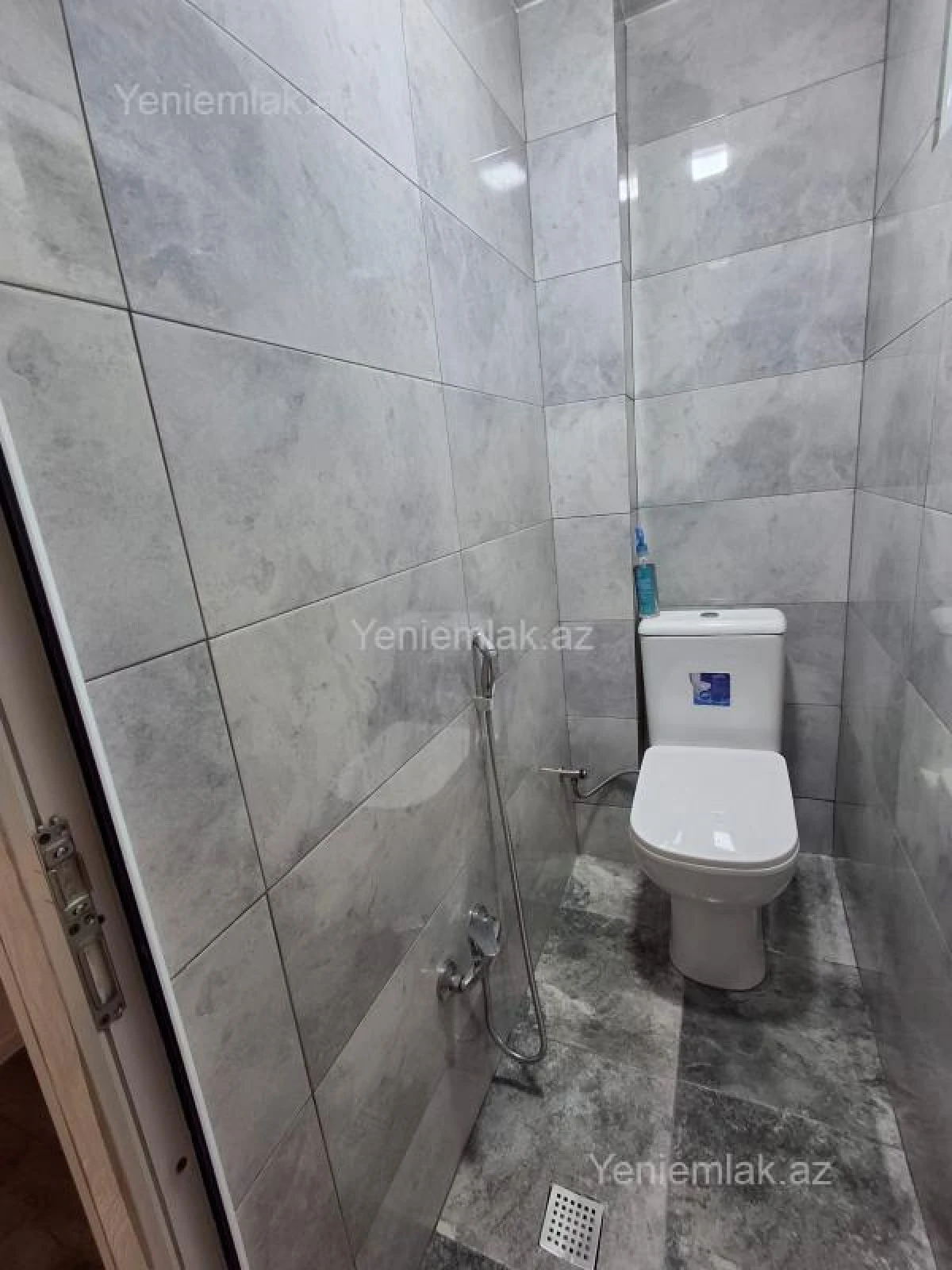 Satılır 2 otaqlı köhnə tikili 60 m²