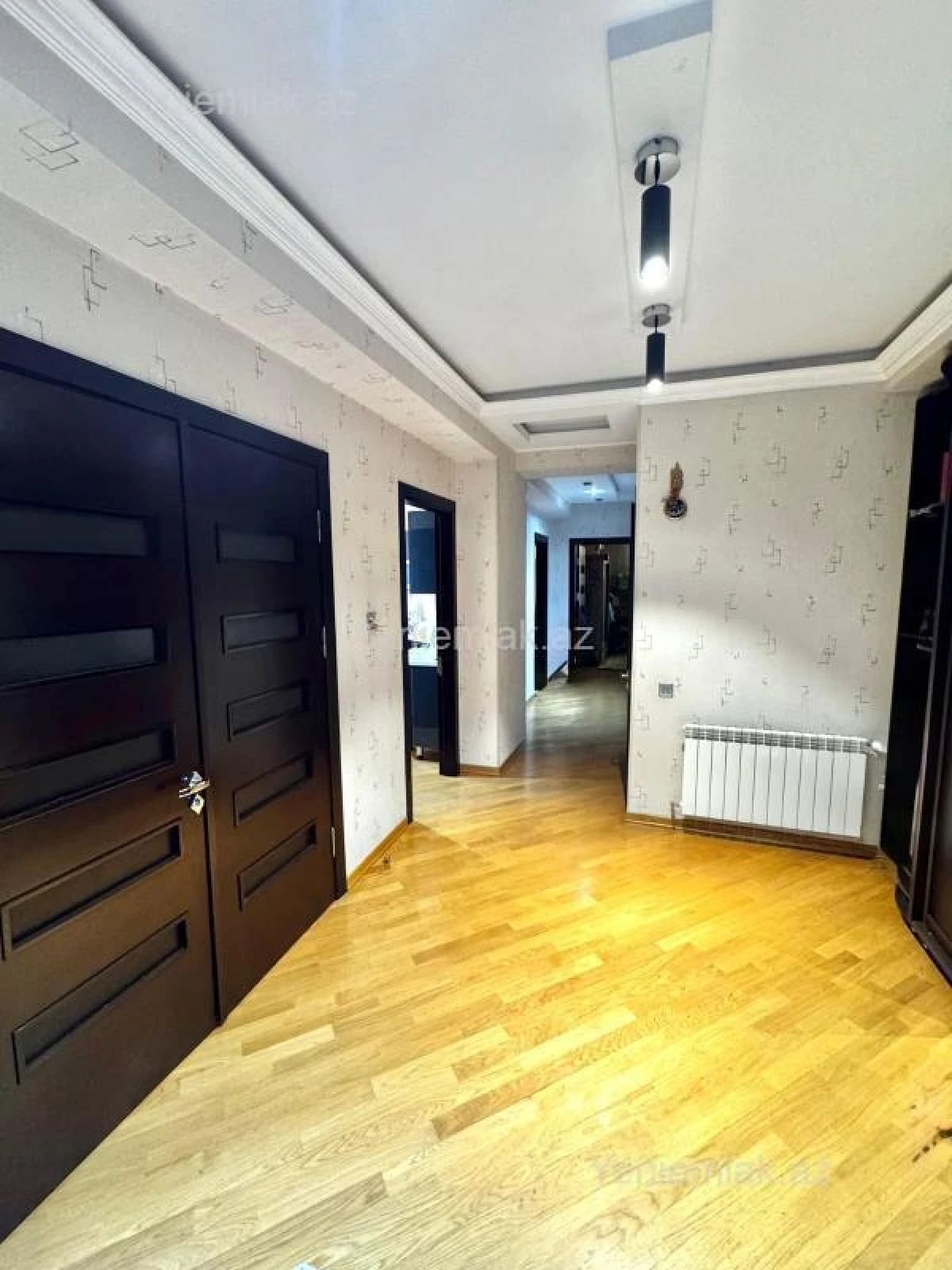 Satılır 3 otaqlı yeni tikili 121 m²