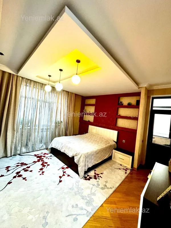 Satılır 3 otaqlı yeni tikili 121 m²