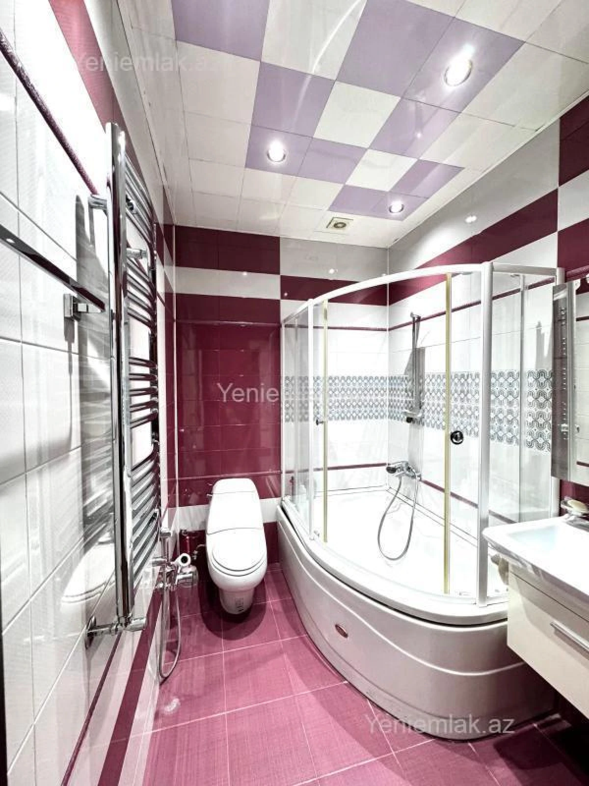 Satılır 3 otaqlı yeni tikili 121 m²