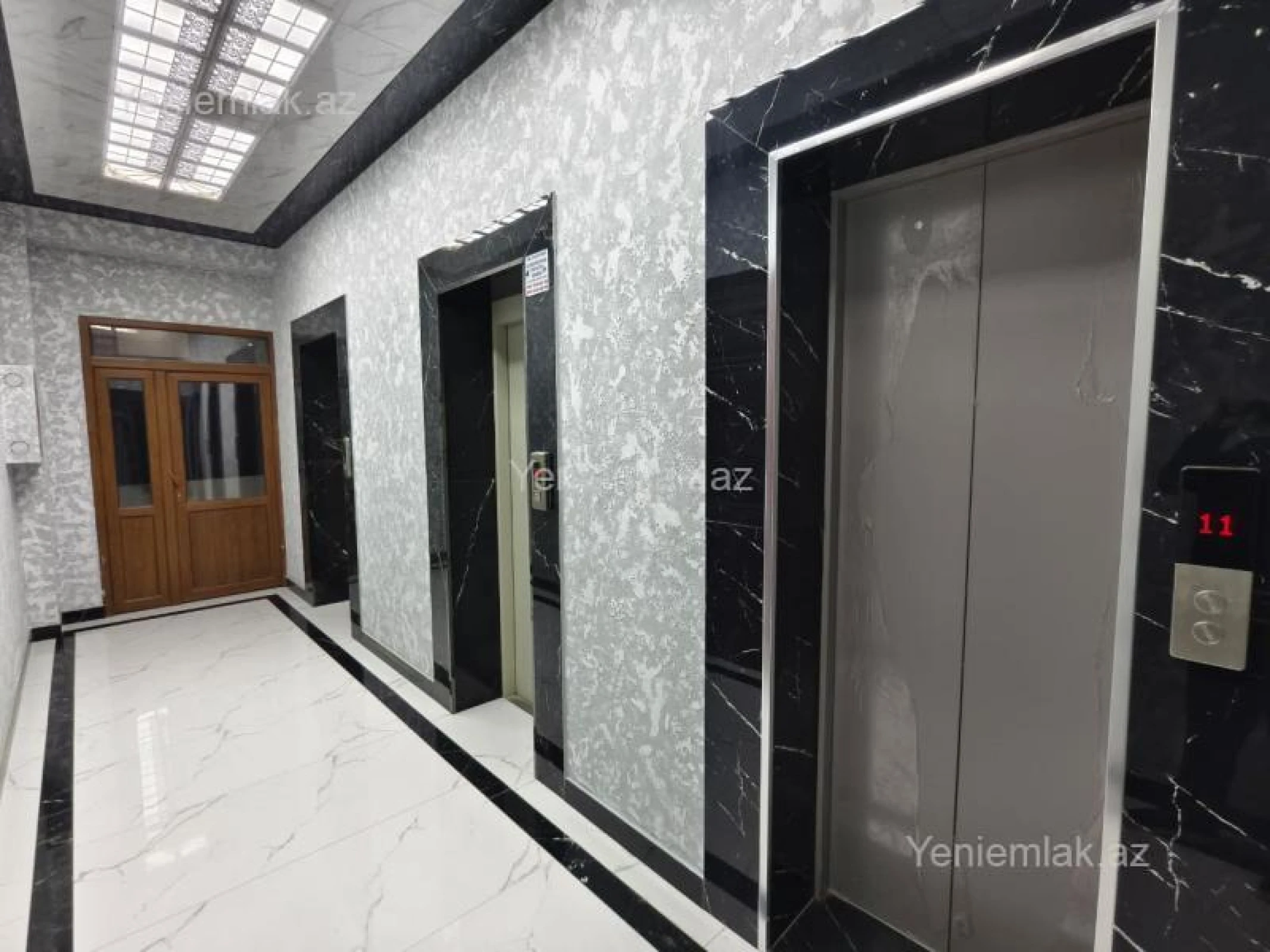 Satılır 3 otaqlı yeni tikili 158 m²