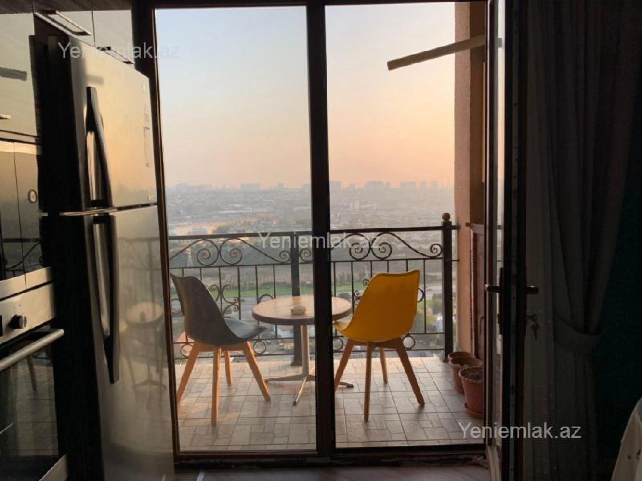 Satılır 3 otaqlı yeni tikili 107.7 m²