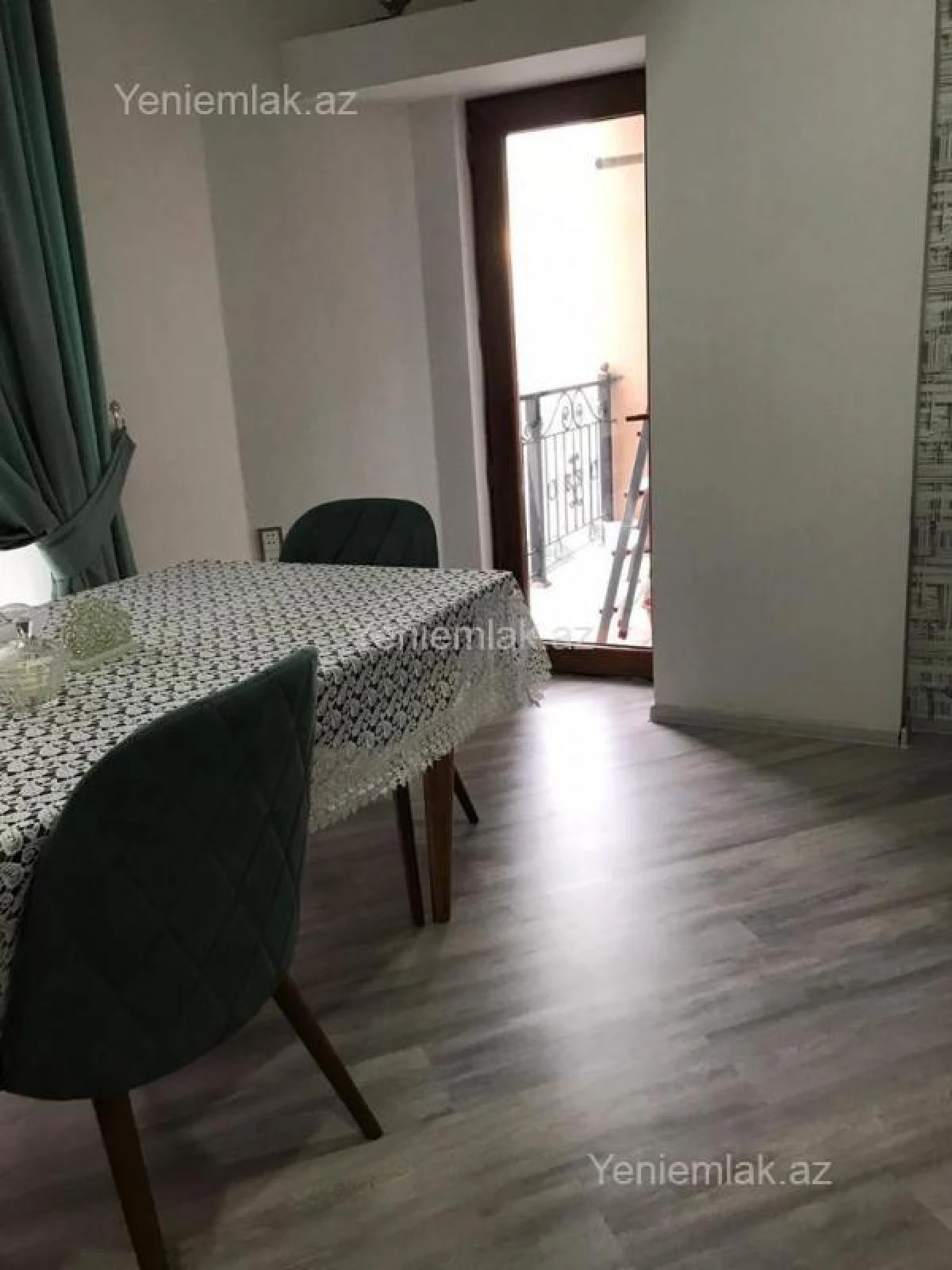 Satılır 3 otaqlı yeni tikili 107.7 m²