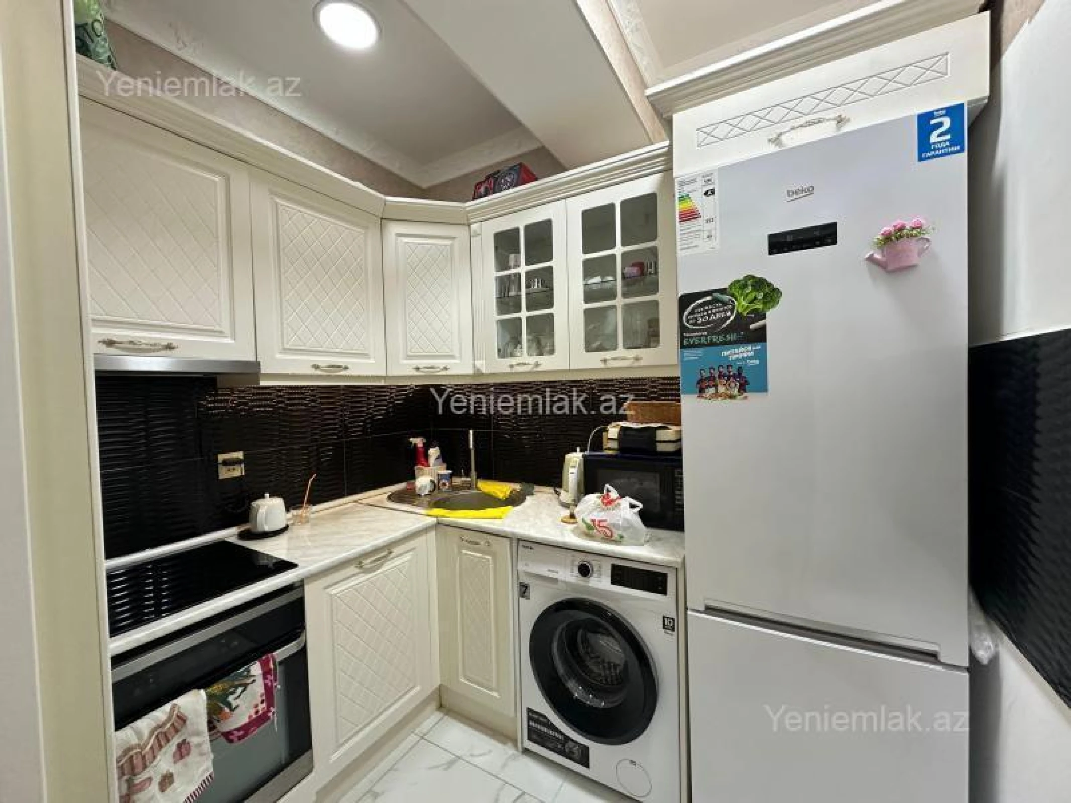 Satılır 2 otaqlı yeni tikili 64 m²