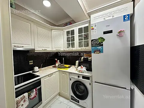 Satılır 2 otaqlı yeni tikili 64 m²