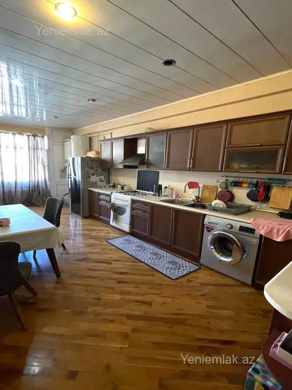 Satılır 3 otaqlı yeni tikili 117 m²