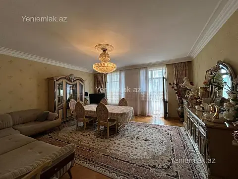 Satılır 4 otaqlı yeni tikili 210 m²