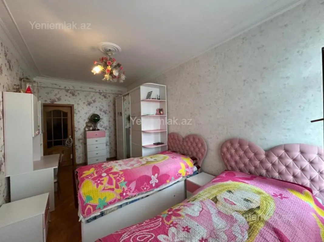 Satılır 4 otaqlı yeni tikili 210 m²