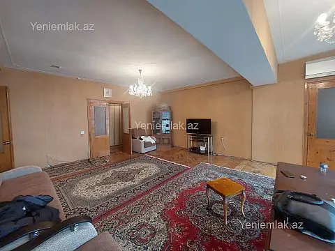 Satılır 3 otaqlı köhnə tikili 110 m²