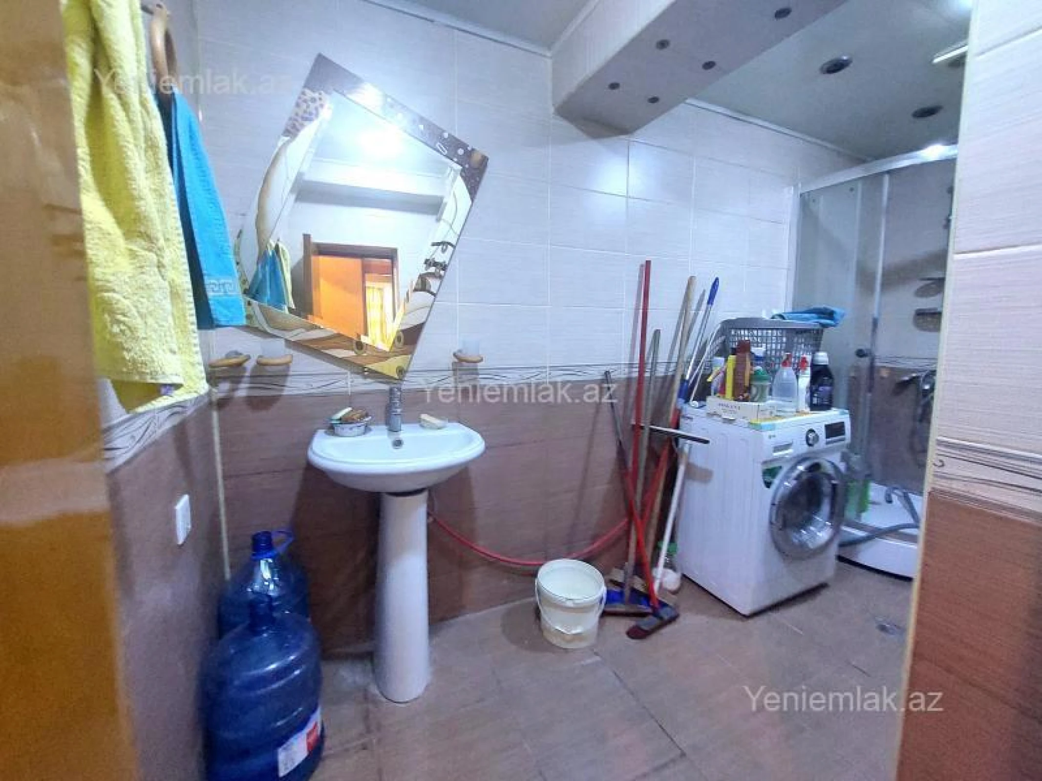 Satılır 3 otaqlı köhnə tikili 110 m²