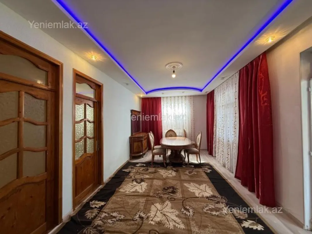 Satılır 3 otaqlı həyət evi 100 m²