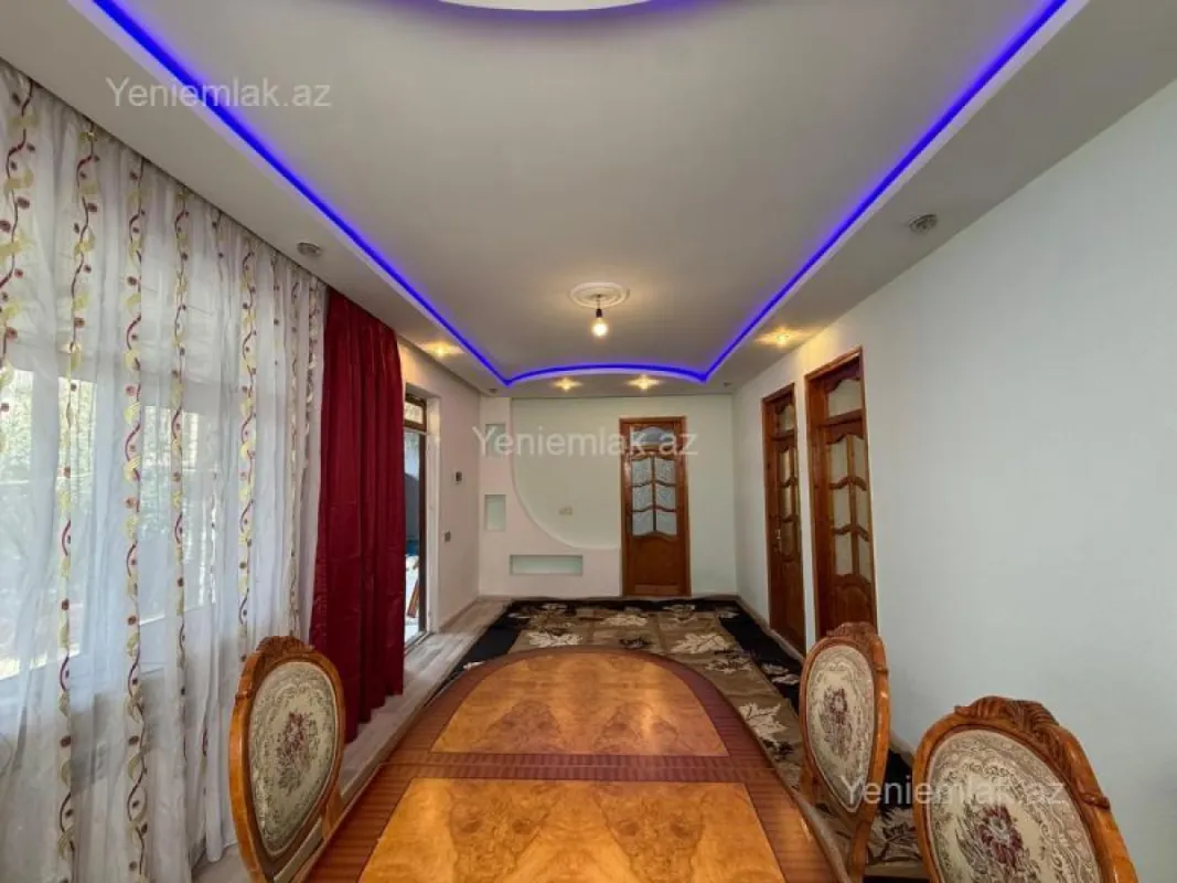 Satılır 3 otaqlı həyət evi 100 m²
