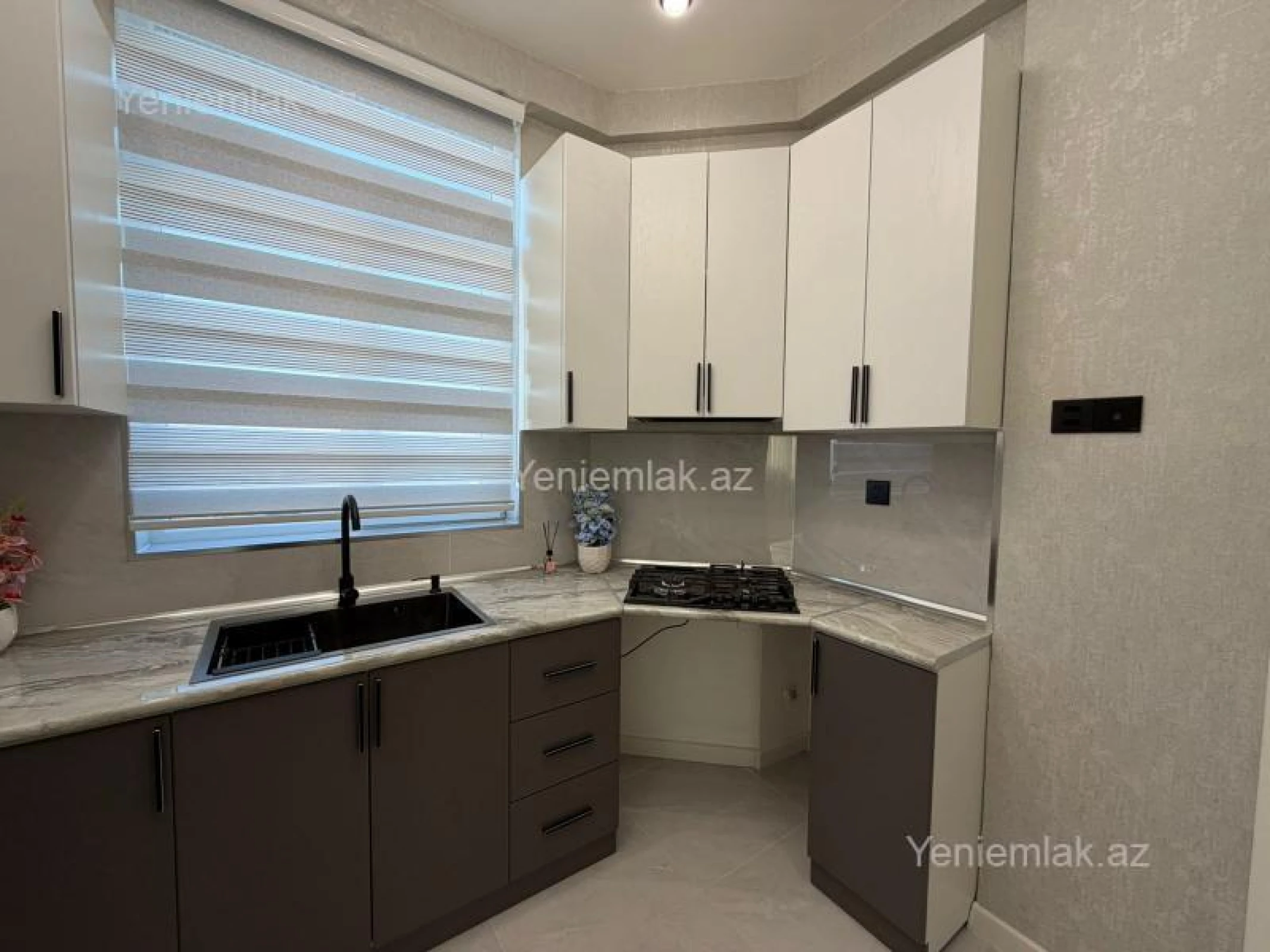 Satılır 2 otaqlı yeni tikili 55 m²