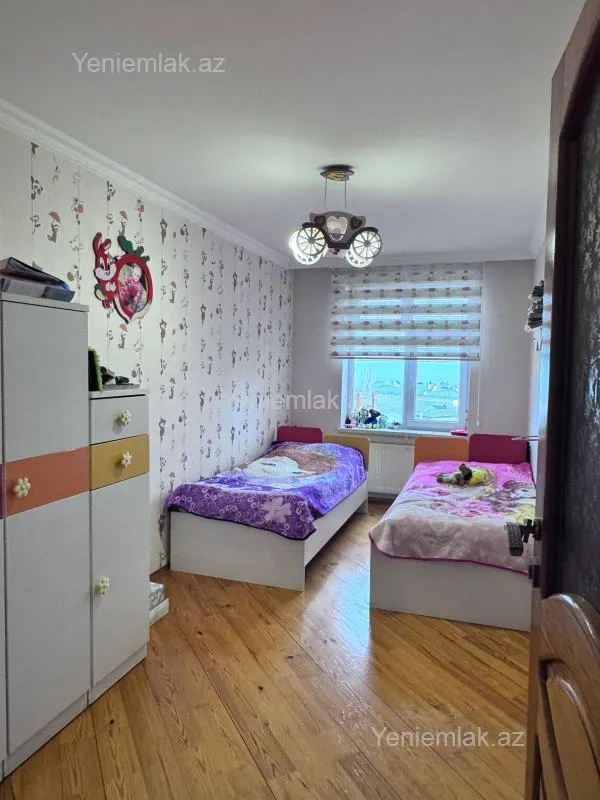 Satılır 3 otaqlı köhnə tikili 60 m²