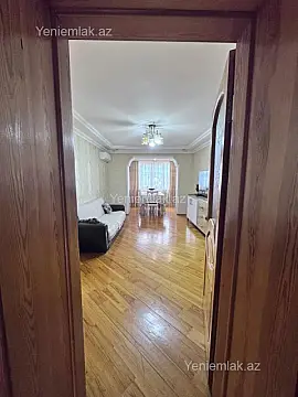 Satılır 3 otaqlı köhnə tikili 60 m²