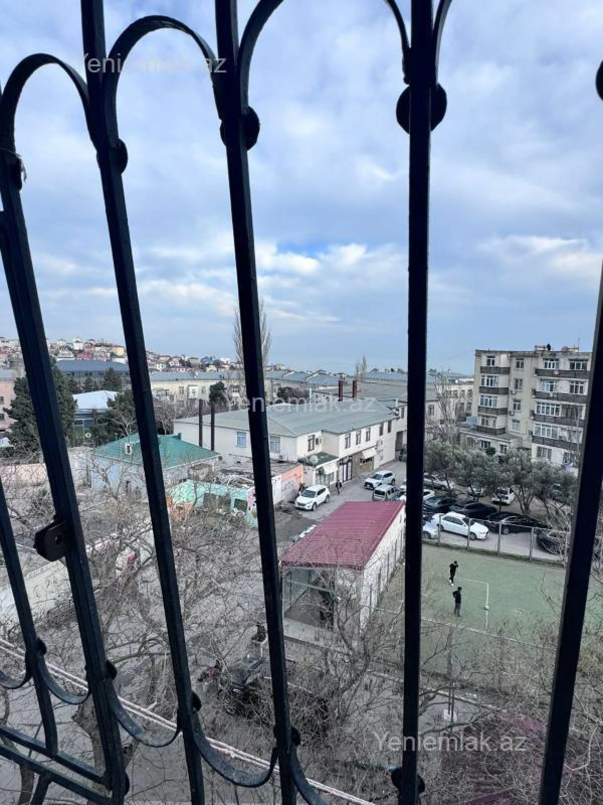 Satılır 3 otaqlı köhnə tikili 60 m²
