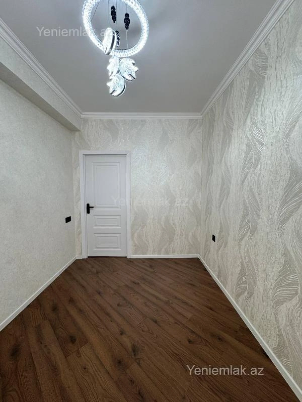 Satılır 2 otaqlı yeni tikili 55 m²