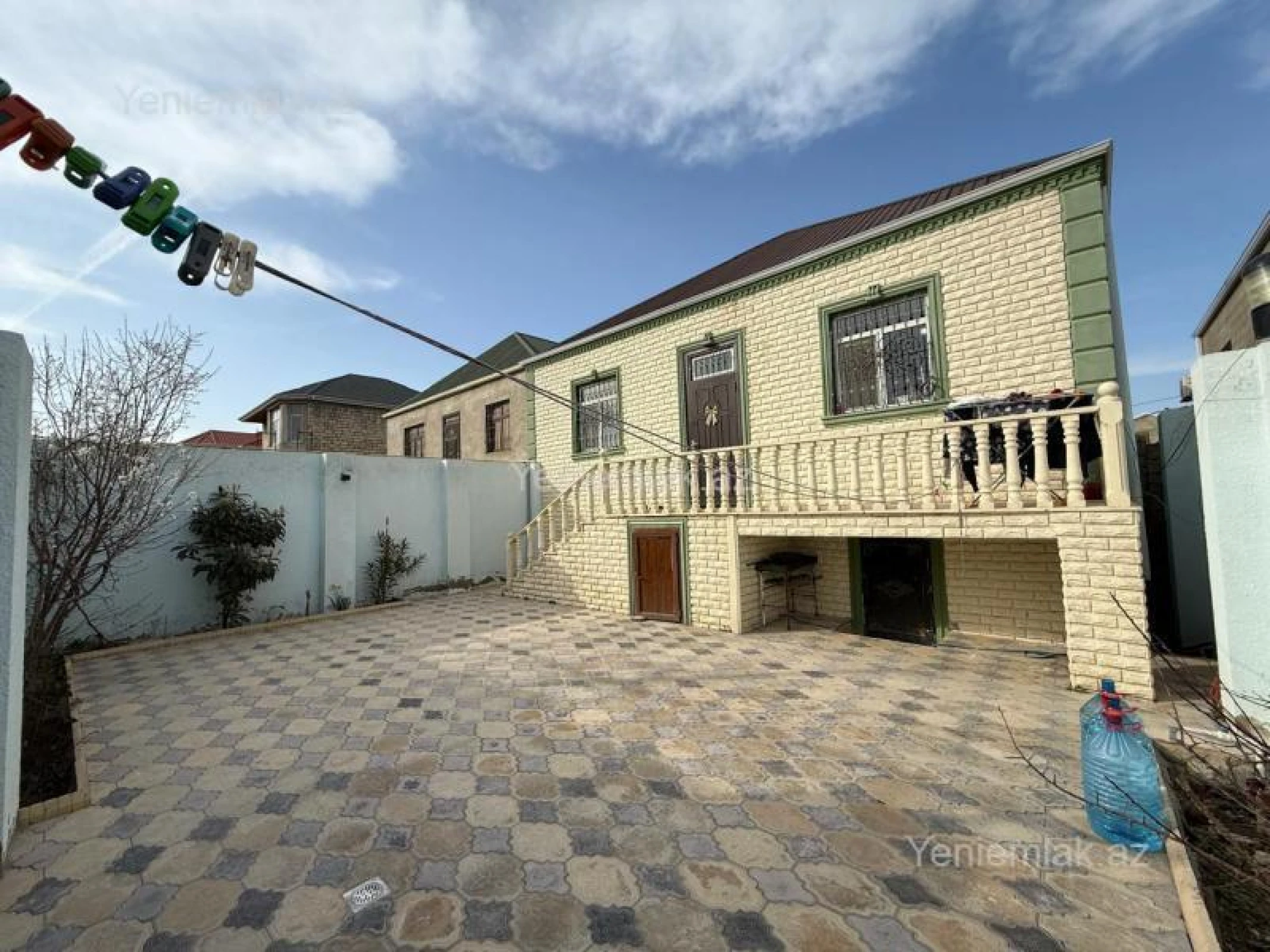 Satılır 3 otaqlı həyət evi 100 m²